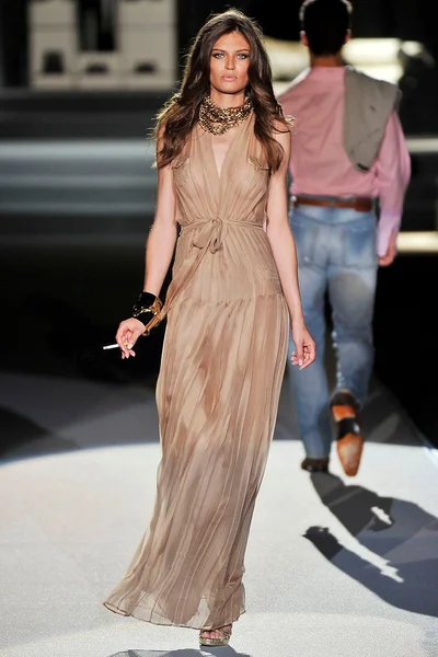 Look 2